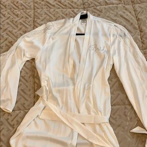 Bride robe never worn